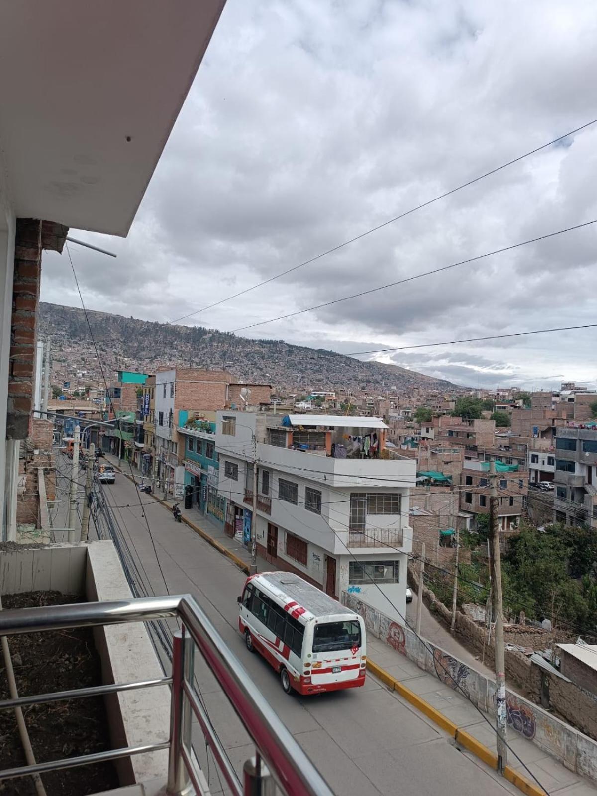 Hostal Yuraq Wasi 596 Ayacucho Eksteriør billede