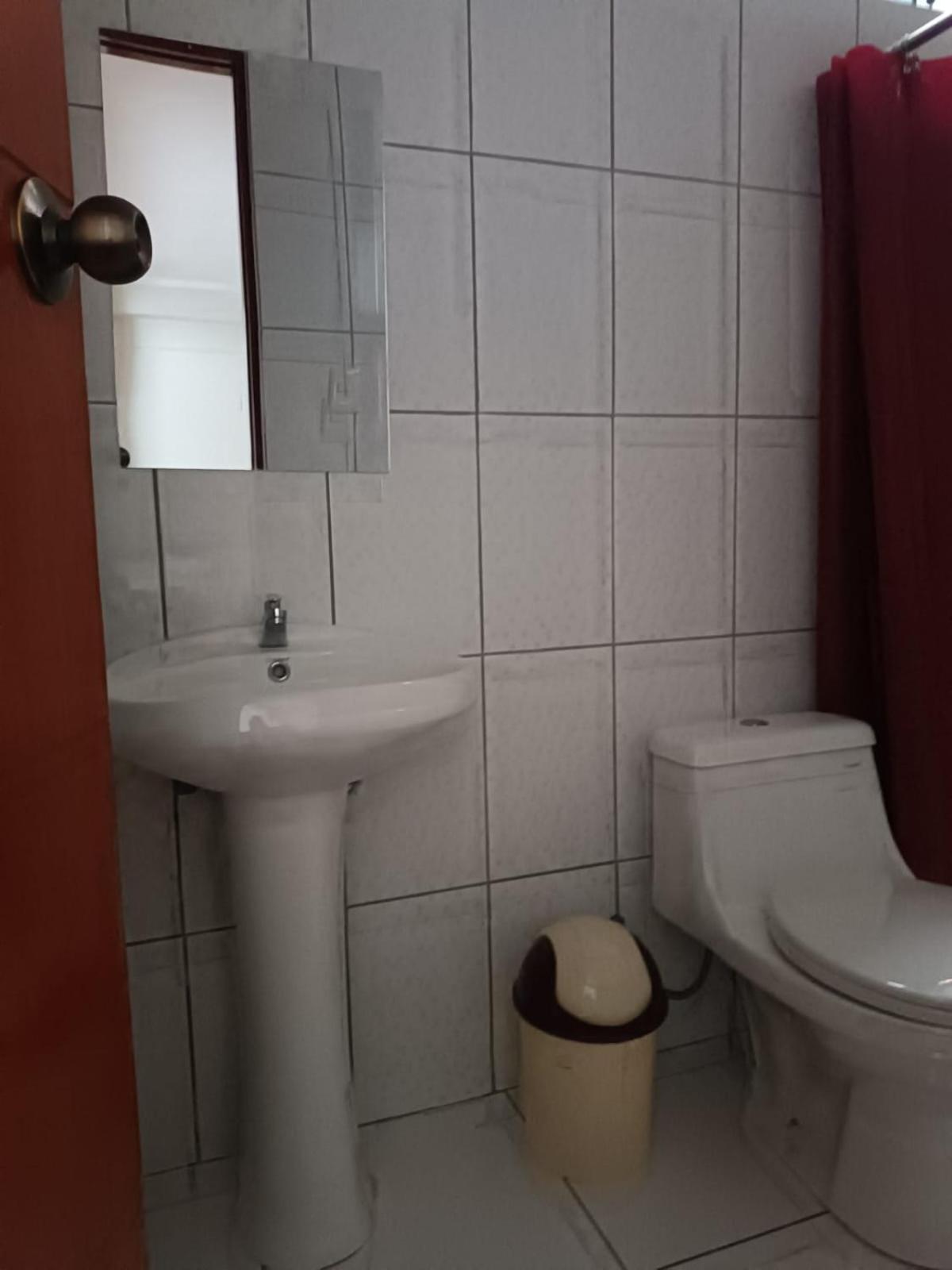 Hostal Yuraq Wasi 596 Ayacucho Eksteriør billede